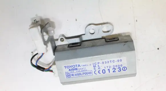 Lexus LS 430 Keyless (KESSY) go control unit/module ICP032TC00