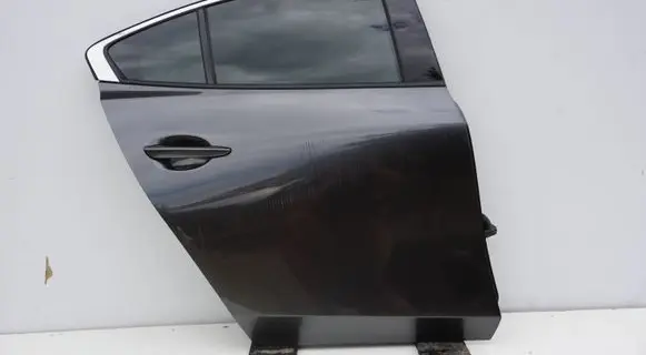 Mazda 3 Rear door