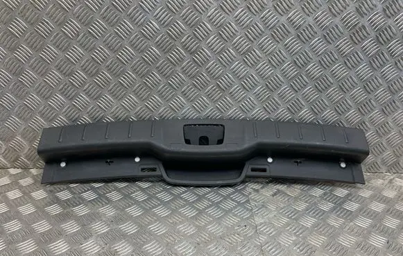Volvo V50 Trunk/boot sill cover protection 09486875