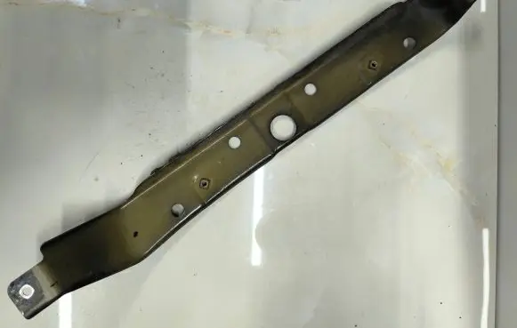 Opel Antara Fender mounting bracket