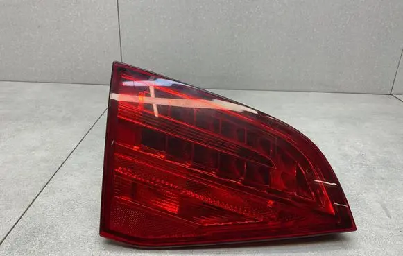 Audi A4 S4 B8 8K Tailgate rear/tail lights 8K9945093B