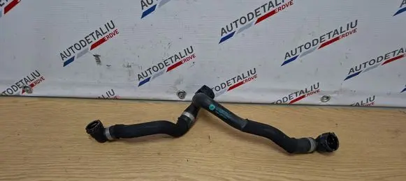 Engine coolant pipe/hose