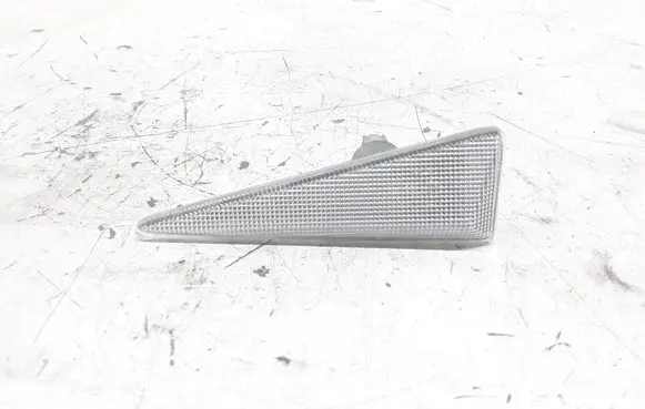 Renault Scenic II - Grand scenic II Front fender indicator light 8200027151
