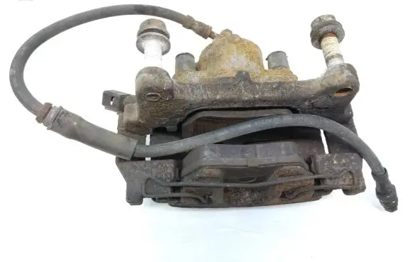 Volkswagen PASSAT B7 Front brake caliper