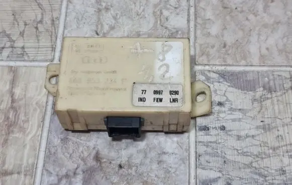 Audi A8 S8 D2 4D Immobilizer control unit/module 4A0953234F 7709970290