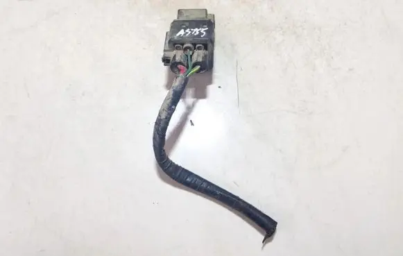 Ford Mondeo Mk III Glow plug pre-heat relay 94vg14n089 v23136-j4-x43