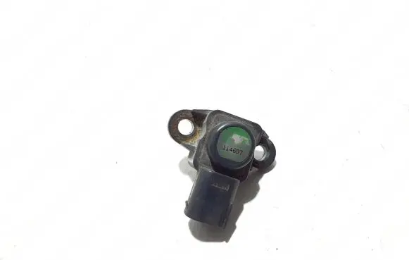 Mercedes-Benz Vito Viano W639 Air pressure sensor A0051535028