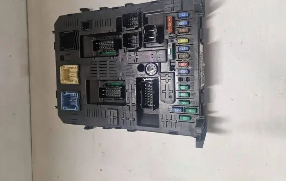 Citroen C6 Comfort/convenience module 966405888001