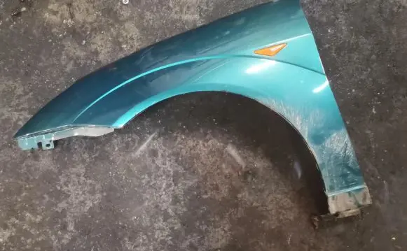 Ford Focus Fender