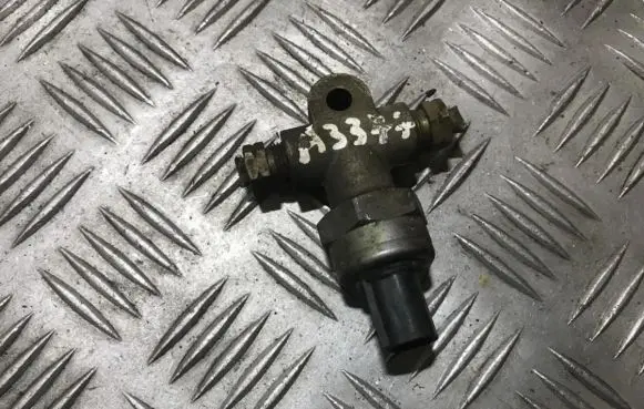 Volvo V70 Brake power pressure regulator 3524132