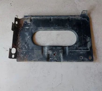 Battery tray