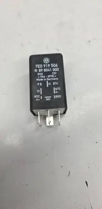 Volkswagen PASSAT B5.5 Other relay 7E0919506 898041000