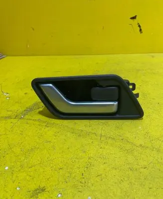 Land Rover Range Rover L322 Rear door interior handle trim 186KM