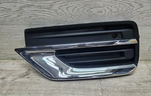Volvo XC90 Front bumper lower grill 32345469