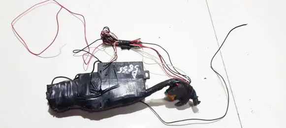 Citroen Berlingo Alarm control unit/module 2611615