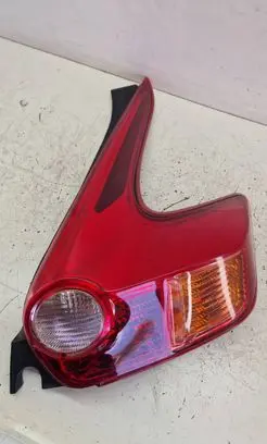 Nissan Juke I F15 Rear/tail lights