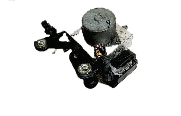 Ford Mondeo MK IV ABS Pump 9G91-2C405-AA