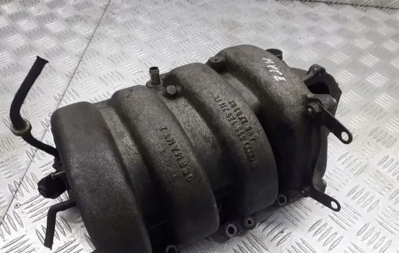 Audi A2 Intake manifold 036129711FK