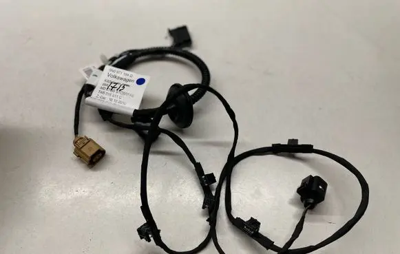 Volkswagen Tiguan Rear tail light wiring loom 5N0971104Q