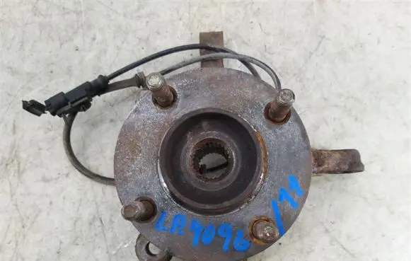 Smart ForFour I Front wheel hub spindle knuckle