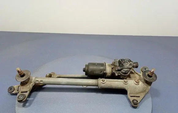 Honda Accord Front wiper linkage and motor 