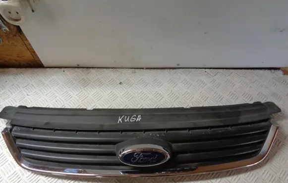 Ford Kuga I Front bumper upper radiator grill 8V41R7081A