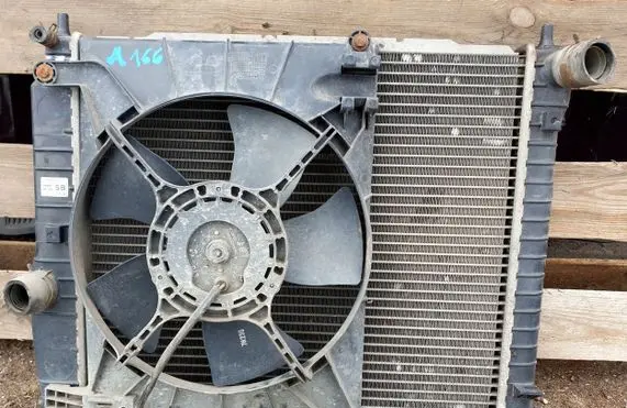 Chevrolet Aveo Radiator set 96816481