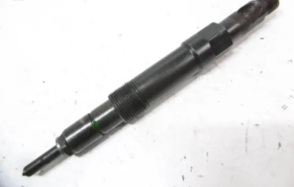 Ford Mondeo Mk III Fuel injector