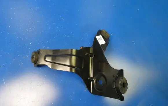 Volvo XC40 ABS pump bracket 32214379 AD0H4 888878848
