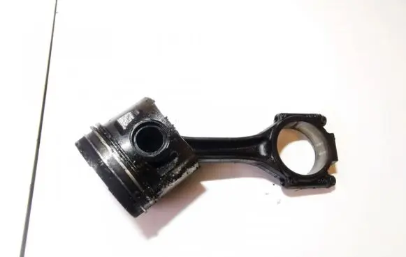 Audi A3 S3 8P Piston with connecting rod 038j