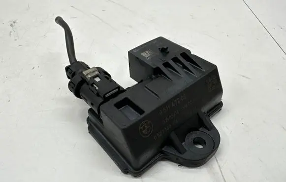 Glow plug pre-heat relay