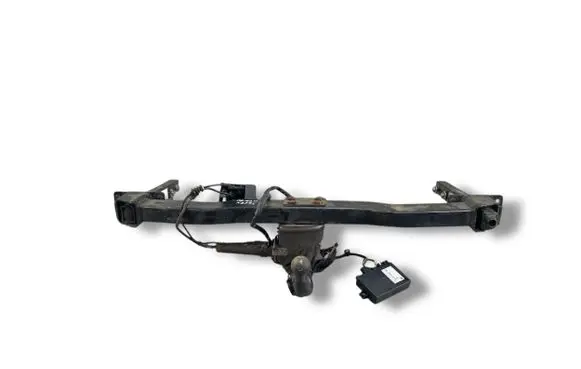 Mercedes-Benz E W211 Detachable towbar A2113100104 4205010 12709710113