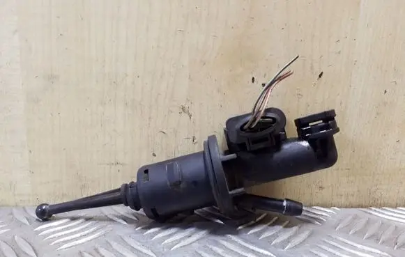 Audi A3 S3 8P Clutch master cylinder 1K0721388F