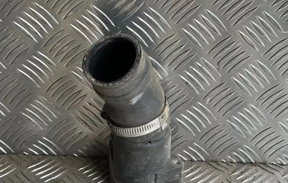 Volkswagen Scirocco Intercooler hose/pipe 53031830006 03L131111G 322063