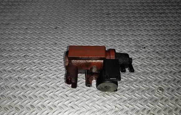 Volvo V50 Turbo solenoid valve 6G9Q9E882CA