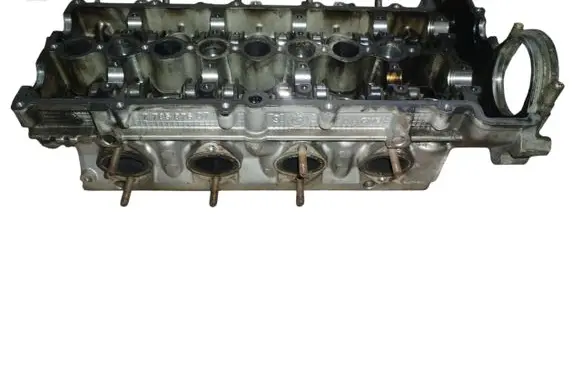 BMW 3 E90 E91 Engine head 7781211