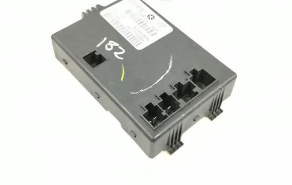 Chrysler Pacifica Seat control module 68277182AF