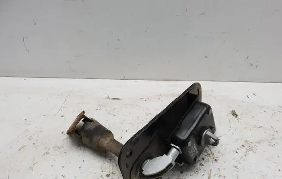 Volvo XC90 Spare wheel mounting bracket 30714793 D01QA30C05