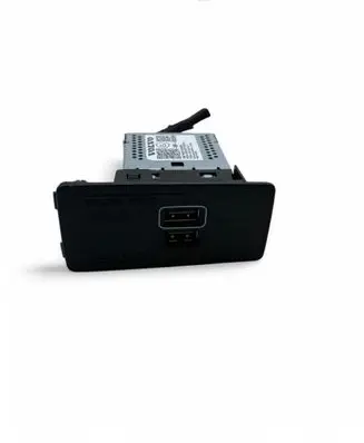Volvo XC90 USB socket connector 31407038