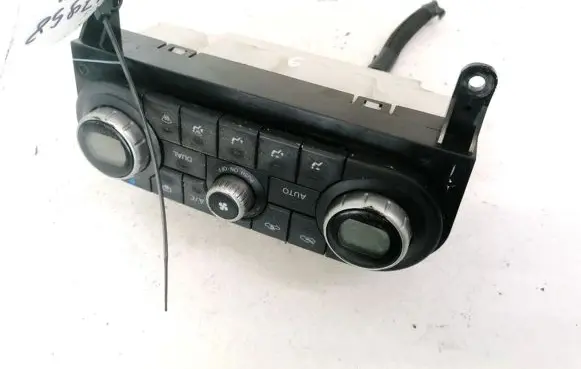 Nissan Qashqai Climate control unit 27500JD45B A02000A7707000