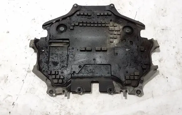 Mercedes-Benz E W212 Engine splash shield/under tray A2125201223