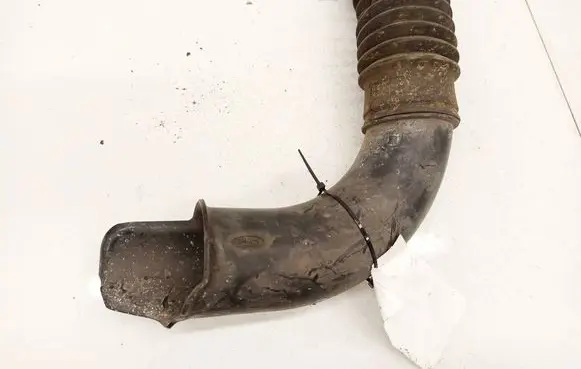 Ford Transit Air intake hose/pipe 6743223