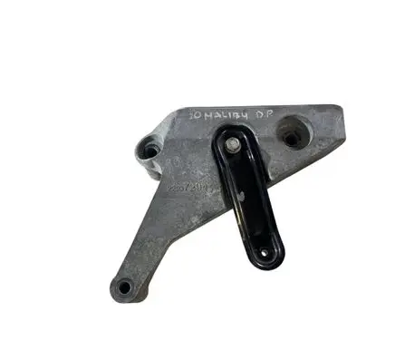 Chevrolet Malibu Engine mounting bracket 22937294