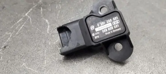 Volkswagen Polo IV 9N3 Air pressure sensor 0261230031