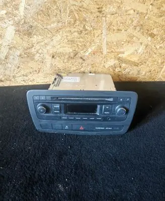 Seat Ibiza IV (6J,6P) Radio/CD/DVD/GPS head unit 6J0035156
