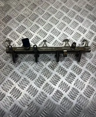 Audi A3 S3 A3 Sportback 8P Fuel line pipe 06J133317 CT0080411