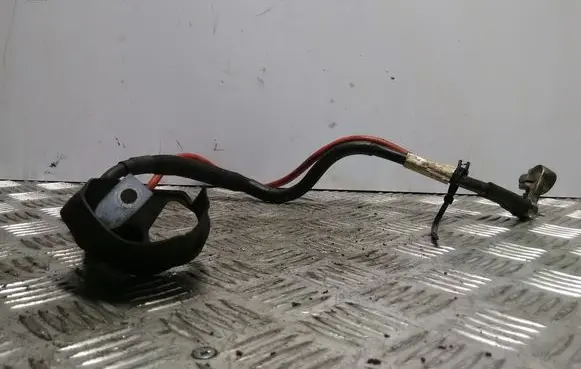 Volkswagen Golf VI Wires (starter motor) 