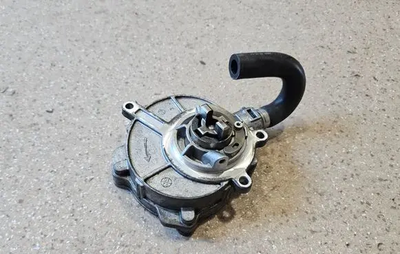 Vacuum pump