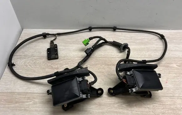 Porsche Cayenne (92A) Blind spot module 8T0907566B PAB907566C 8T0907568B