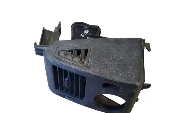 Mercedes-Benz Sprinter W901 W902 W903 W904 Dashboard side air vent grill/cover trim A9068300754